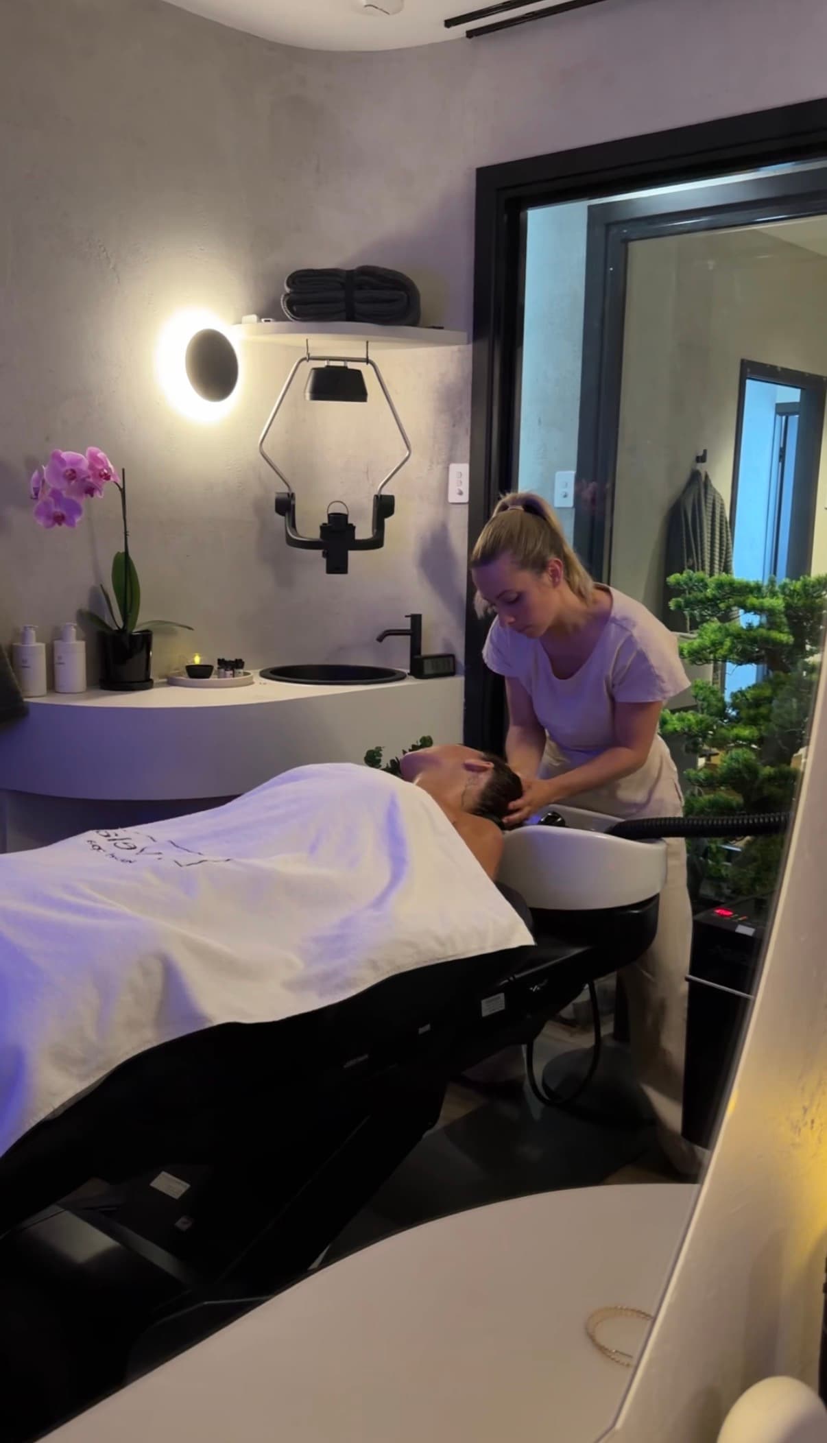 The first La Vela treatment room - quiet, sensory, intentional